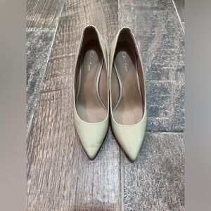 Calvin Klein woman heels size 7